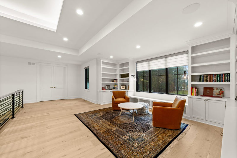 Sitting room with built-in bookcases